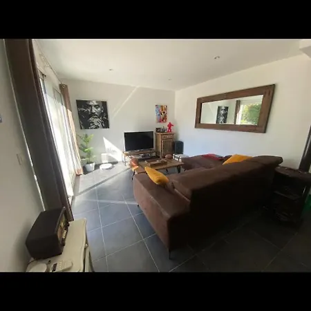 Apartment Maison Individuelle Avec Exterieur Et Piscine Bagnols-sur-Cèze